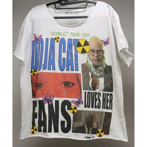 Doja Cat Scarlet Tour Graphic Tee Medium Doja Cat Loves Her Fans Distressed Hems - Picture 1 of 10